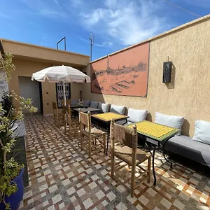 Sun Hostal