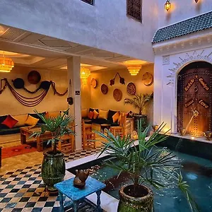 Belikoss Pool & Bed and breakfast